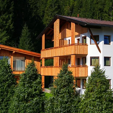Apartment Iris-1 By Interhome 3*