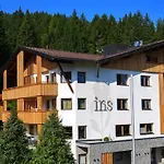 Iris-1 By Interhome